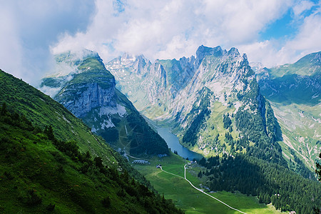 瑞士阿尔卑斯山的巨型岩层 独特的山峰 萨克斯卢克的瑞士阿尔卑斯山远足峡谷山脊花朵爬坡高山岩石旅游旅行草地图片