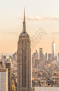 美国纽约州纽约  2019年5月17日 纽约市与帝国大厦的天线建筑建筑学天际地标景观办公室全景历史性天空市中心图片