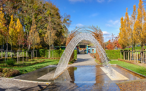 乌克兰乌曼新索菲耶夫卡壁龛旅行公园艺术文化雕塑植物园喷泉游客途径图片
