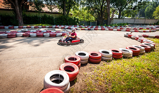 高卡特速度赛跑比赛装车车轮力量乐趣运动卡丁车时间优胜者活动运输图片