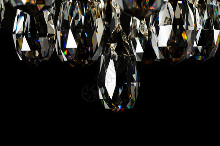 当代玻璃枝形吊灯水晶特写珠子家具珠宝建筑学灯泡照明活力风格天花板艺术图片
