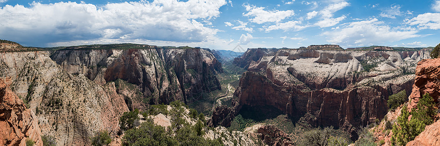 美国锡安国家公园Utah Canyon美国公园岩石风景石头旅游森林高度天空蓝色旅行图片