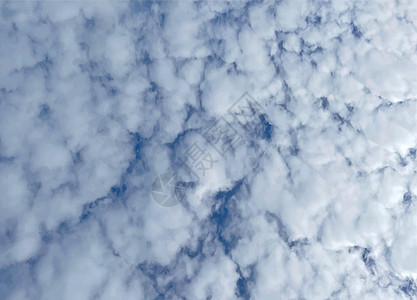 秋天季节的天空和雨云气候戏剧性天气风景旅行地平线云景晴天日落墙纸图片