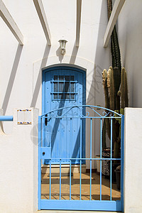西班牙阿尔梅里亚典型的安达卢西亚白洗脸面蓝色村庄假期房子城市乡村窗户太阳海岸建筑图片