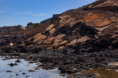 林诺萨的熔岩海滩景象海岸旅游天空侵蚀蓝色风景地质学岩石土地火山图片