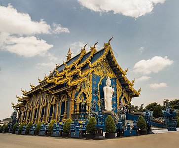 著名的十寺蓝寺佛教教堂精美雕塑宗教旅游寺庙寺院雕刻品建筑信仰风格文化地方图片