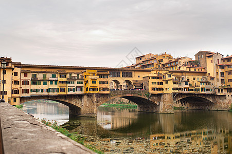北大河意大利佛罗伦萨Arno河上空的地标艺术世界遗产文化天空历史性遗产蓝色历史假期背景