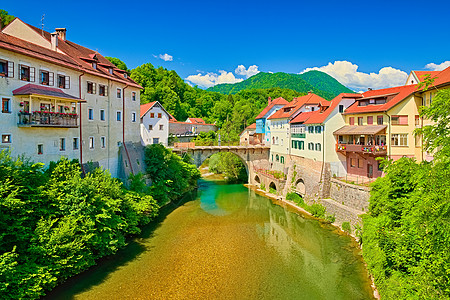 古代斯洛文尼亚城镇什科菲亚洛卡的城市景象图片