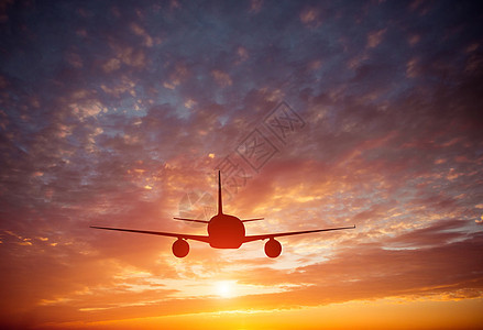 天空中的飞机商业气氛喷气蓝色涡轮乘客天际客机安全巡航图片