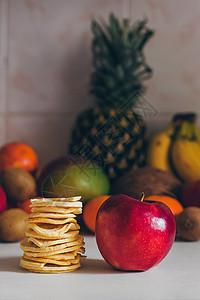 干自制健康新鲜脱水水果片 水果片 天然生素食有机零食 健康食品的概念 苹果团体烹饪芯片饮食水果甜点香蕉热带小吃营养图片