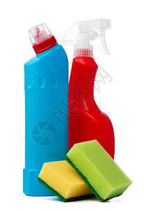 白色孤立背景上装有清洁用品和海绵的瓶子工作洗涤剂清洁工浴室物品服务化学品清洁剂塑料工具图片
