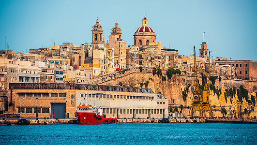 马耳他上的视图景观石头海岸线建筑码头房子大厅教会旅行天际图片