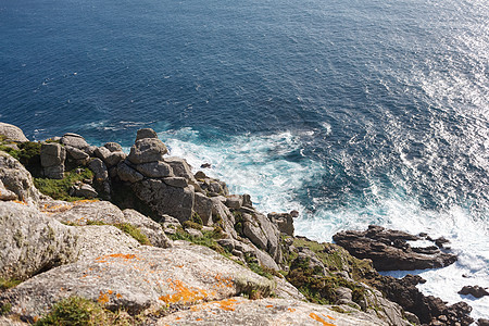 菲尼斯特尔角美丽的风景景观 西班牙海滨山地泡沫旅游场景海洋海岸晴天太阳岩石游客荒野图片
