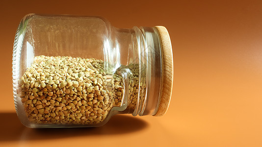 谷物玻璃罐中生有机荞麦的绿芽 素食食品的概念 有机食品 饮食 减肥 健康和适当营养的概念 复制文本的空间农业产品粮食烹饪节食维生图片
