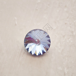 蓝钻透明白石大颗粒透明石英施华洛世奇水晶矿物 宝石的粗糙坚硬晶体美丽的宝石特写石英碳酸盐图片