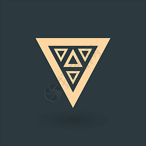 创意金色三位一体未来主义三重三角形符号设计公司标志 企业技术几何身份概念 在绿色背景上孤立的股票矢量图角落创新营销品牌三角形插图图片