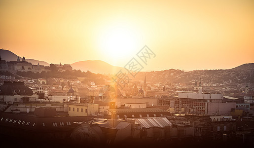 日落时布达佩斯景观天空兴加语地平线全景地标房屋天际城市观光图片