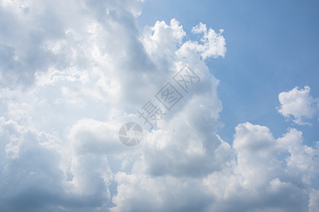 蓝色天空和云彩的背景阳光天气空气白色风景天堂图片