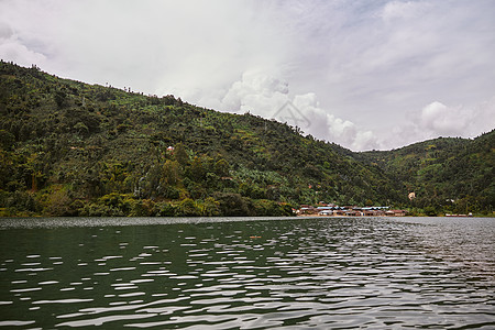 东非国家热带风景 森林和湖泊分布于非洲东部木头湿度绿色植物贫困国家荒野丛林环境自由爬坡图片