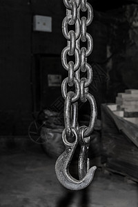 配有钩钩设备 工厂重型起重机的铁链仓库工作吊带技术绞盘安全金属高架工程滑轮图片
