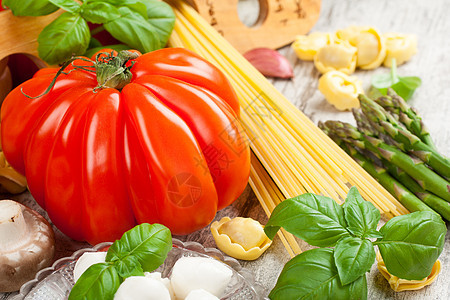 意大利美食背景面条生活营养胡椒粒乡村高架饮食蔬菜厨房食谱图片