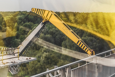 高架起重机 建造或重建 维修高架桥 工业工程等图片