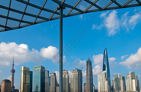 从 puxi 的上海布东风景摩天大楼场景天空珍珠城市经贸蓝色外滩高楼景观图片