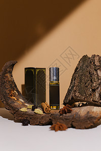 中性现代背景的香水瓶香味香气魅力玻璃化妆品液体喷雾器产品气味奢华图片