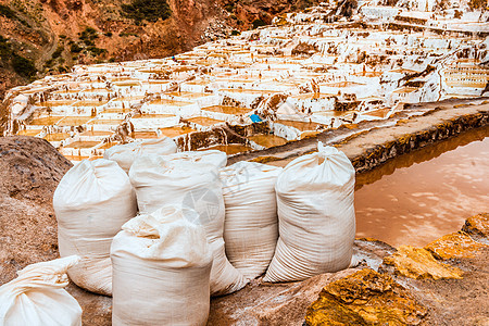 萨利纳斯德马拉斯生产平底锅农场矿物盐碱地吸引力旅行水池旅游工作图片
