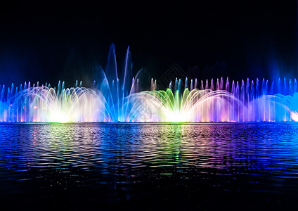 音乐喷泉海浪淋浴城市液体魔法反射照明溪流蓝色喷出图片
