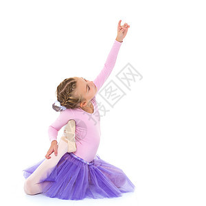 小女孩芭蕾舞女 在图像 摆在地板上活动快乐芭蕾舞体操童年女孩班级学校舞蹈家女性图片