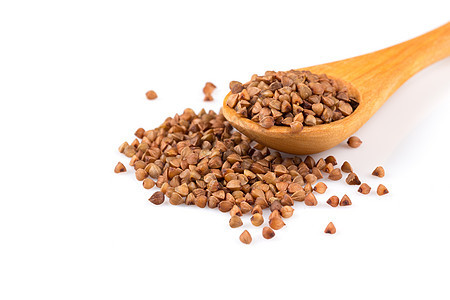 木制勺子上未煮熟的小麦美食食物饮食山毛榉用具粮食谷物种子文化营养图片