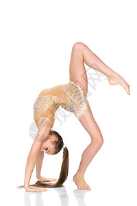 体操运动员用抬起的腿修桥训练女性运动舞蹈家健身房有氧运动活动活力白色青少年图片