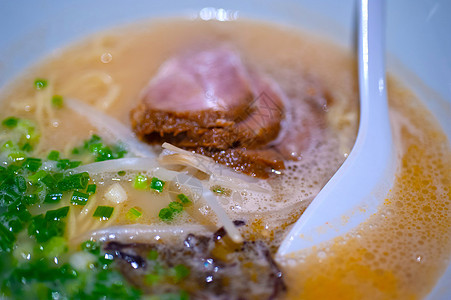 牛肉拉面餐厅面条蔬菜芝麻食物绿色美食午餐盘子肉汤图片