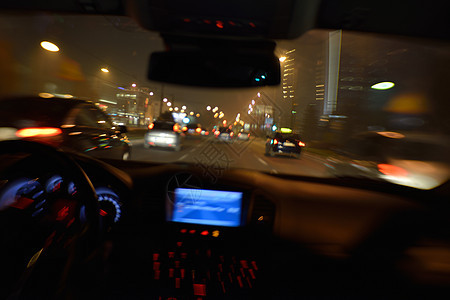 夜车驾驶小径安全城市运输镜子时间立交桥速度运动赛车图片