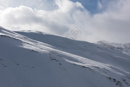 泽尔马特斯维兹兰蓝色高山日落全景顶峰旅行村庄晴天岩石天空图片