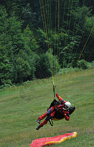 滑翔伞运动降落伞乐趣风险活动冒险闲暇自由段落天空危险图片