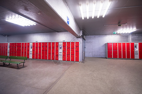 红红色安全保险柜房间储物柜隐私钥匙贮存大学运动教育盒子学校背景图片