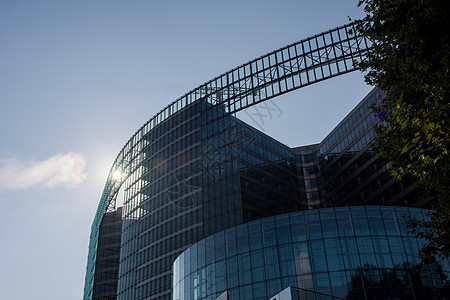 布鲁塞尔玻璃办公大楼Blusburth联盟金融建筑窗户政治地标机构城市蓝色建筑物图片