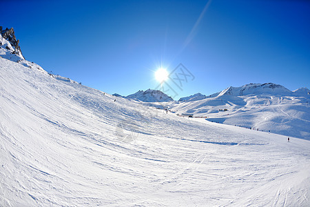 冬天下雪的高山高山岩石风景全景季节假期冰川爬坡阳光滑雪蓝色图片