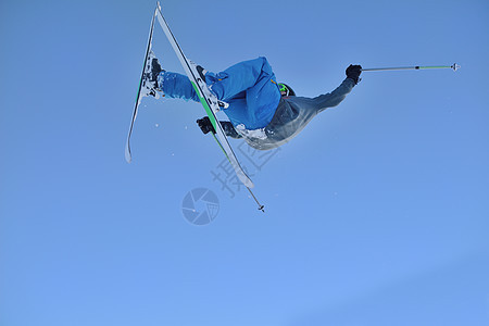 滑雪车粉末乐趣蓝色行动男人速度运动天空空气飞行图片