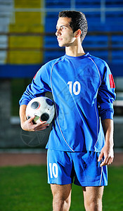 足球运动员肖像玩家身体男人运动红色成人乐趣蓝色微笑优胜者图片