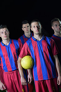 足球足球运动员队活动男人团队团体场地运动服男性男生训练冠军图片