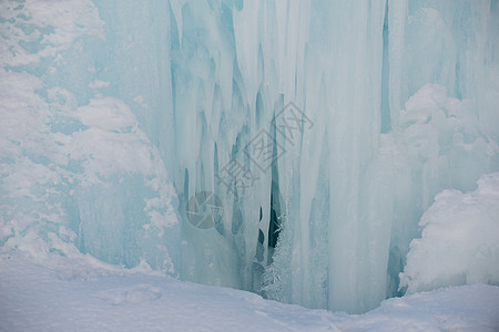 冰雪风格白色冻结喷泉蓝色液体天气季节季节性装饰图片