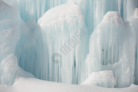 冰雪概念冻结风格喷泉蓝色水晶白色天气季节液体图片