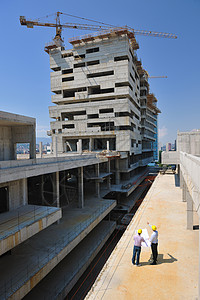 修复工地的建筑师小组建筑男人蓝图成功会议商业领班建筑学承包商工程师图片