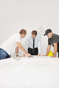 修复工地的建筑师小组工程师承包商领班商务项目建筑学商业建筑团队蓝图图片
