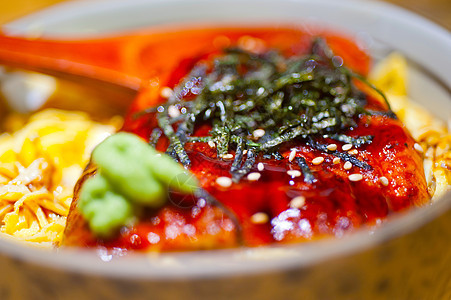 日本拉面午餐面条芝麻餐厅鳗鱼美味盘子绿色食物美食图片