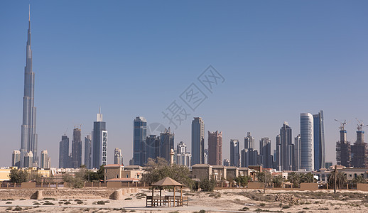 全景迪拜市市中心海湾摩天大楼码头商业旅游酋长景观旅行建筑学图片