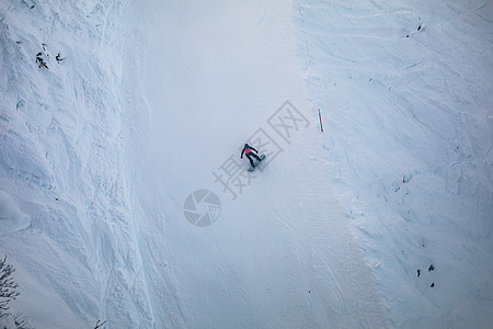 俄罗斯索契 罗扎胡托尔(Roza Khutor)滑雪度假胜地人民滑雪图片